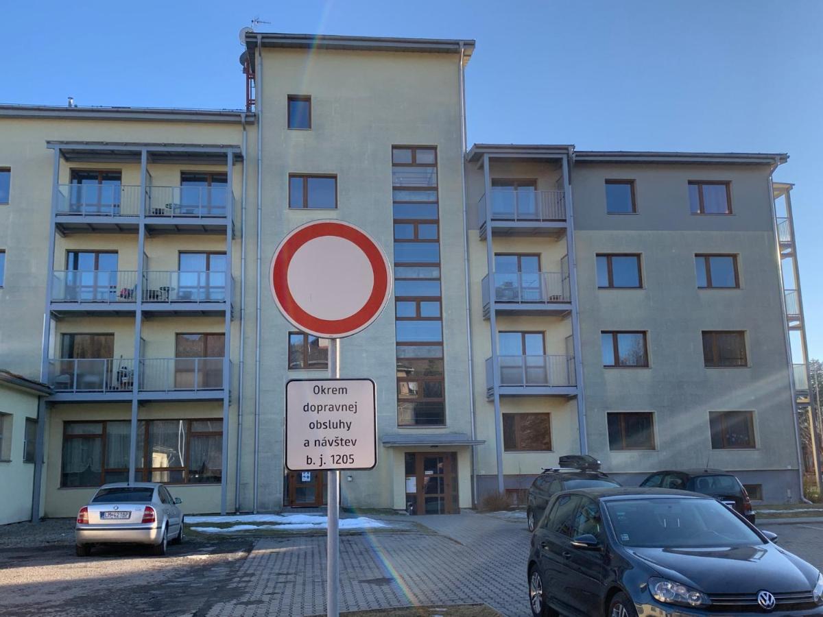 Apartmany Liptov Maco Liptovský Mikuláš المظهر الخارجي الصورة